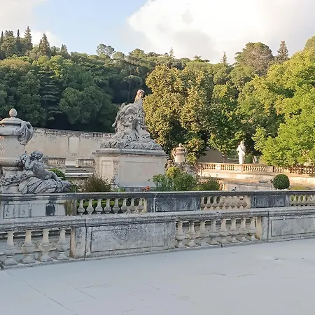 Apartmán At Chris And Caro's Nîmes