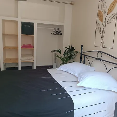 At Chris And Caro's Appartement *