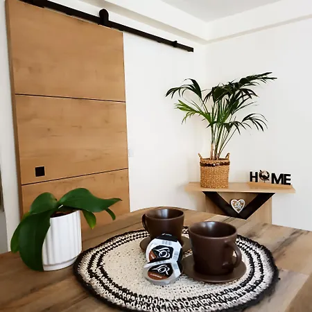 Apartmán At Chris And Caro's *