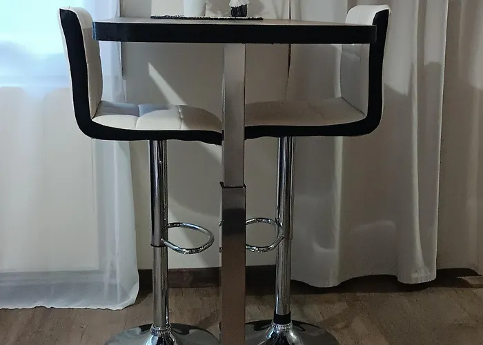 Appartement At Chris And Caro's *